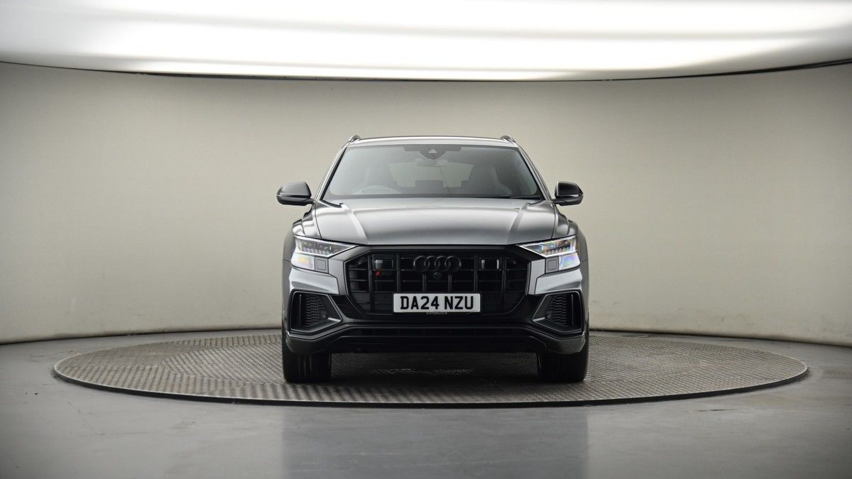 Audi SQ8 Image 17