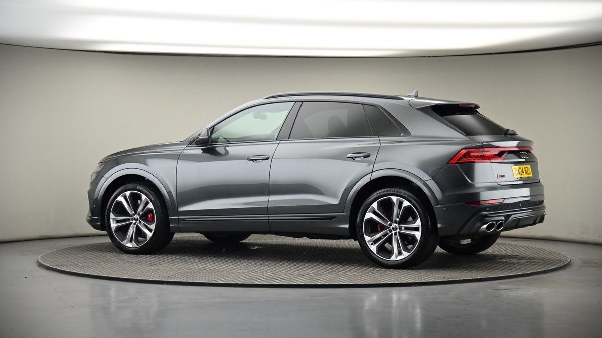 More views of Audi SQ8