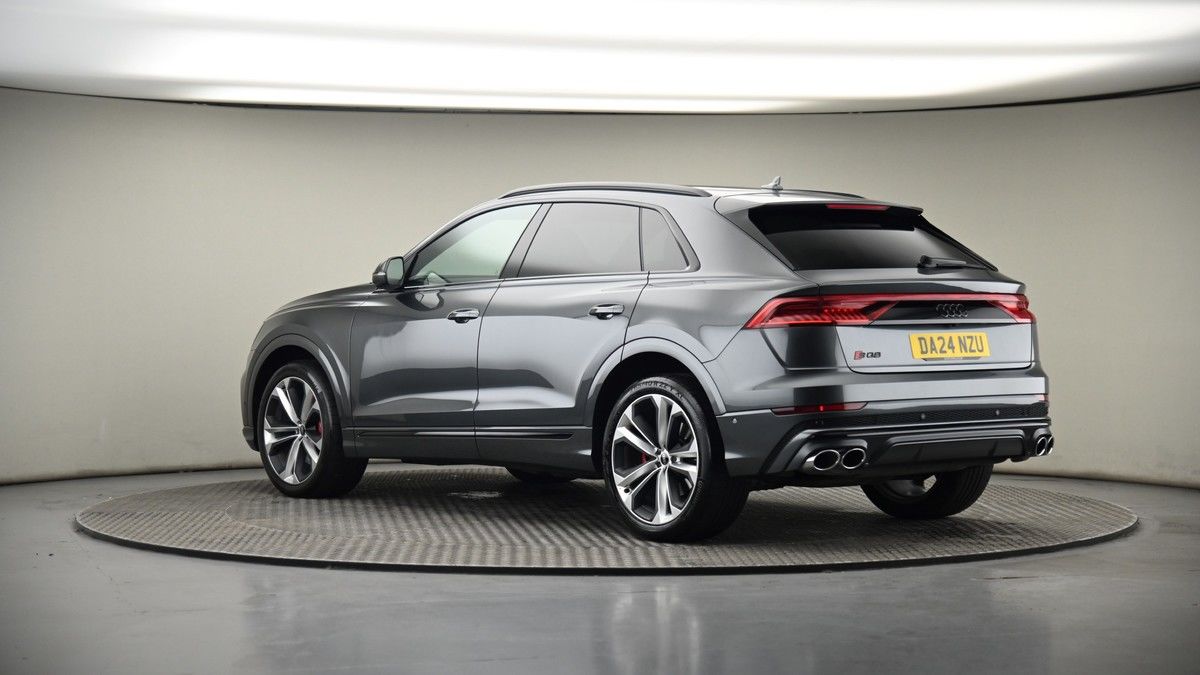 More views of Audi SQ8