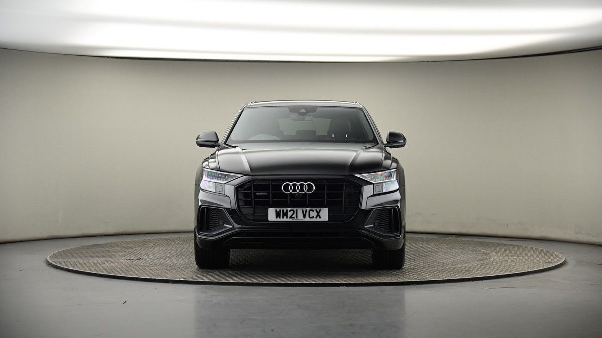 Audi Q8 Image 18