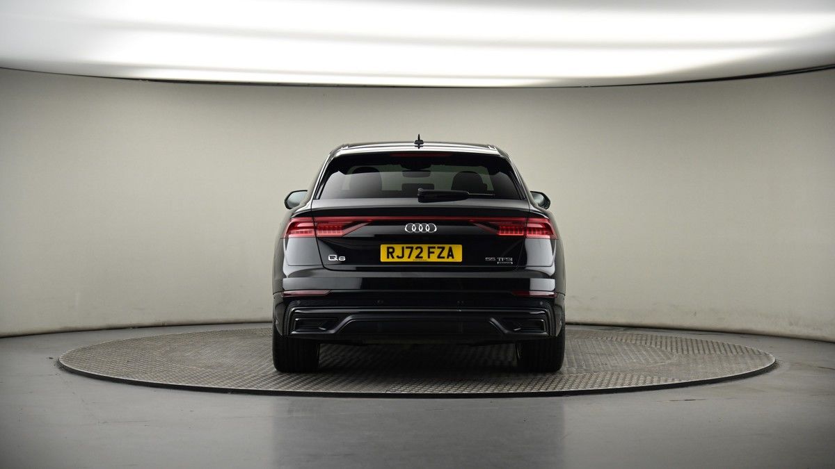 Audi Q8 Image 16