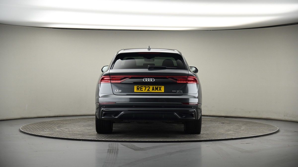 Audi Q8 Image 17