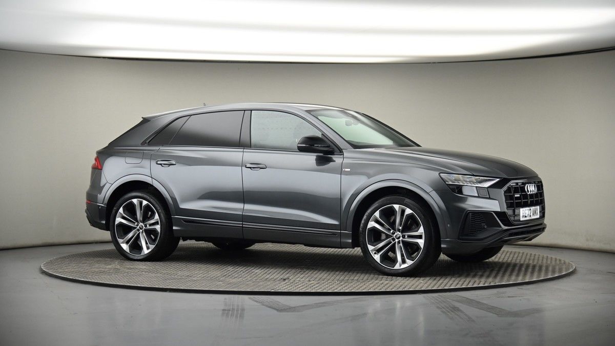 Audi Q8 Image 6
