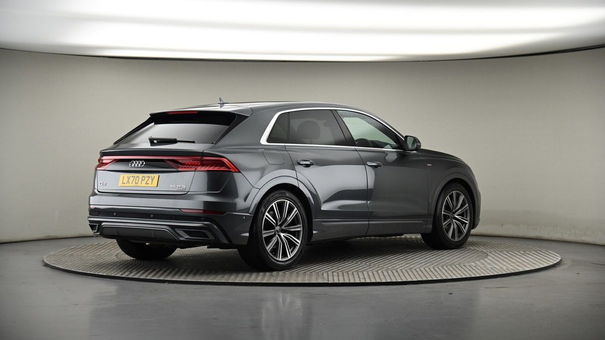Audi Q8 Image 7