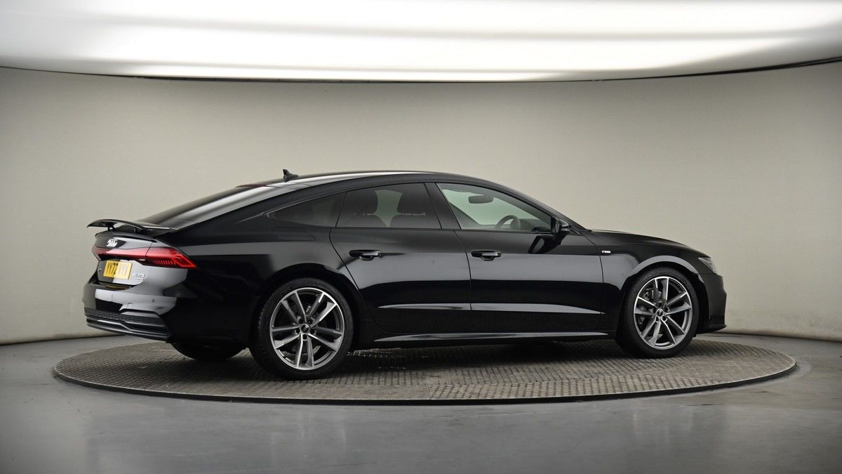 More views of Audi A7