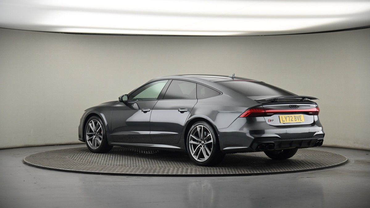 More views of Audi S7