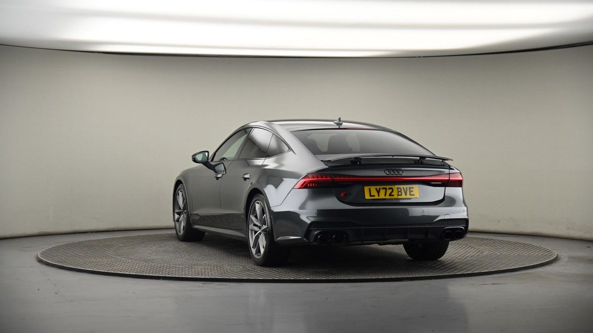 More views of Audi S7
