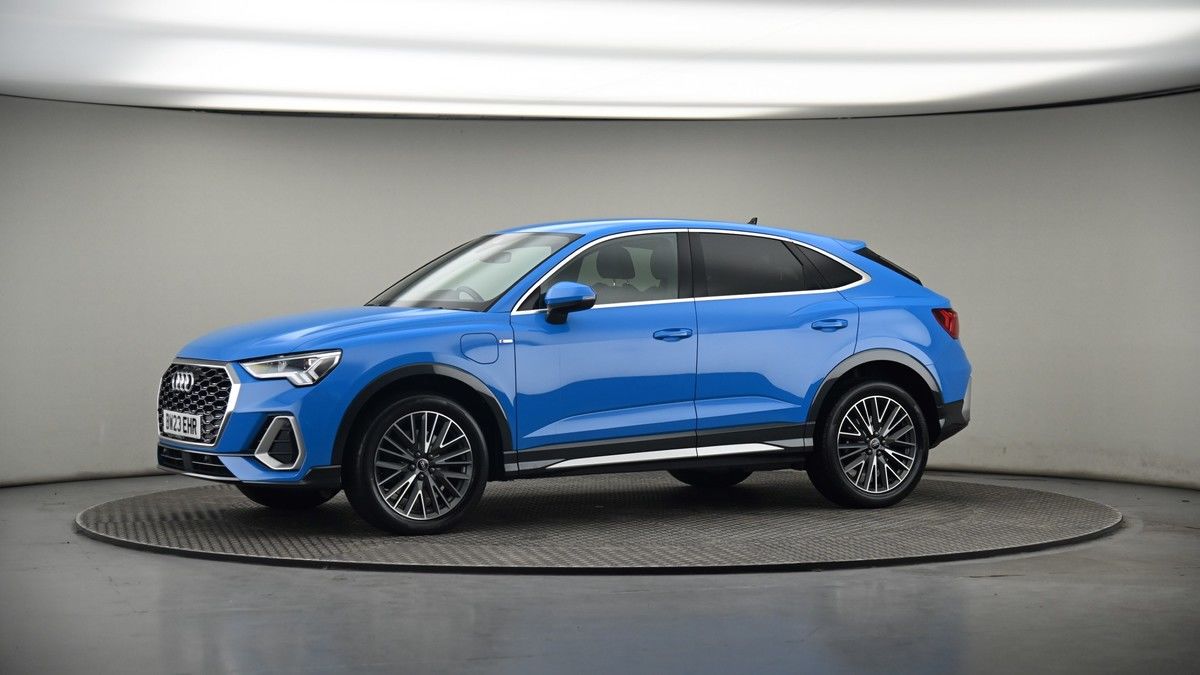 More views of Audi Q3