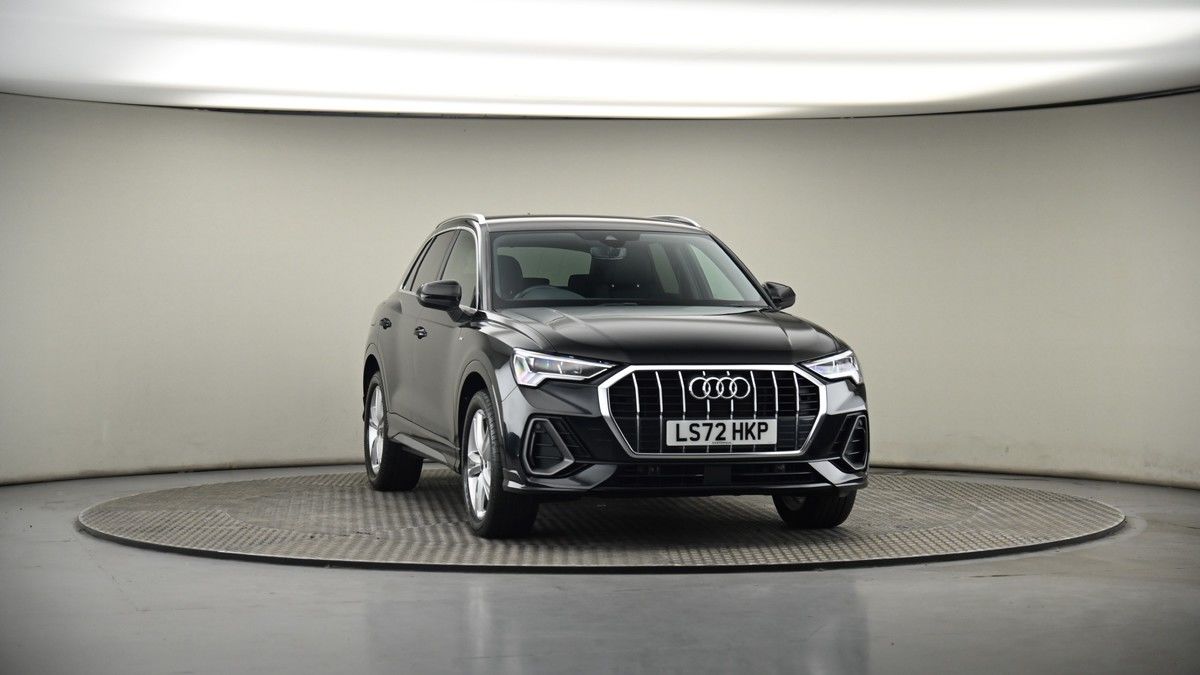 More views of Audi Q3