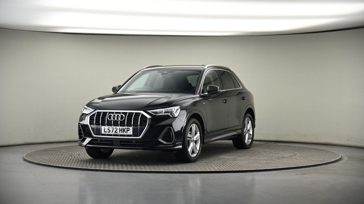 More views of Audi Q3