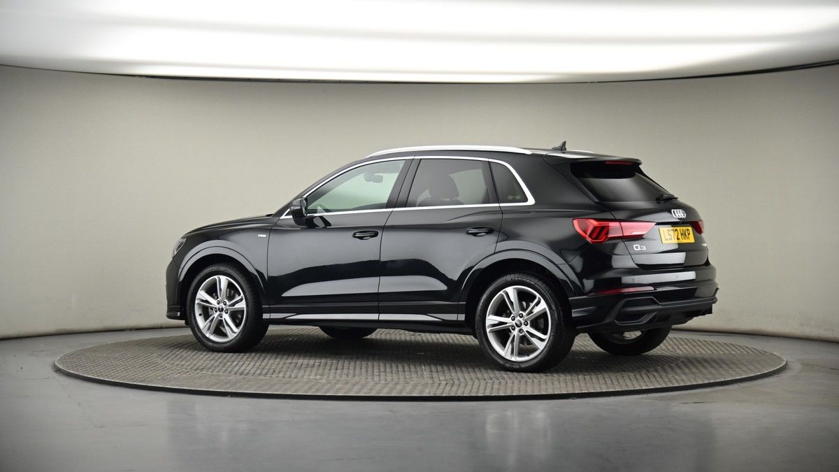 More views of Audi Q3