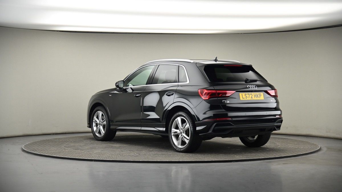 More views of Audi Q3