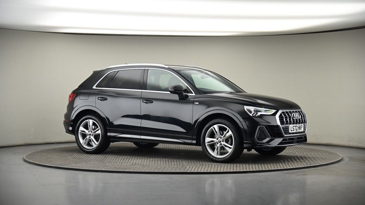 Audi Q3 Image 6