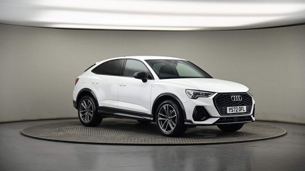 More views of Audi Q3