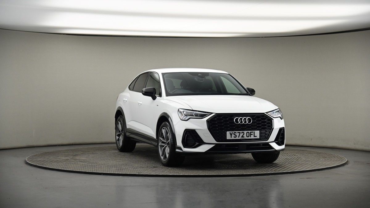 More views of Audi Q3
