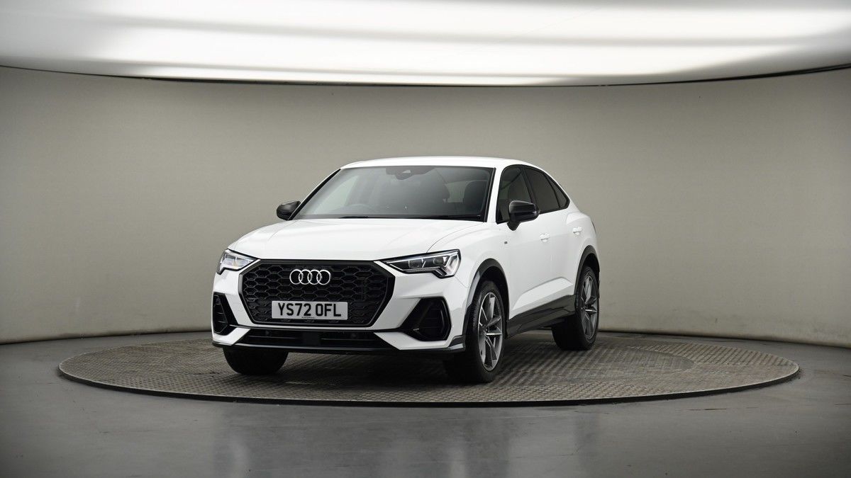 More views of Audi Q3