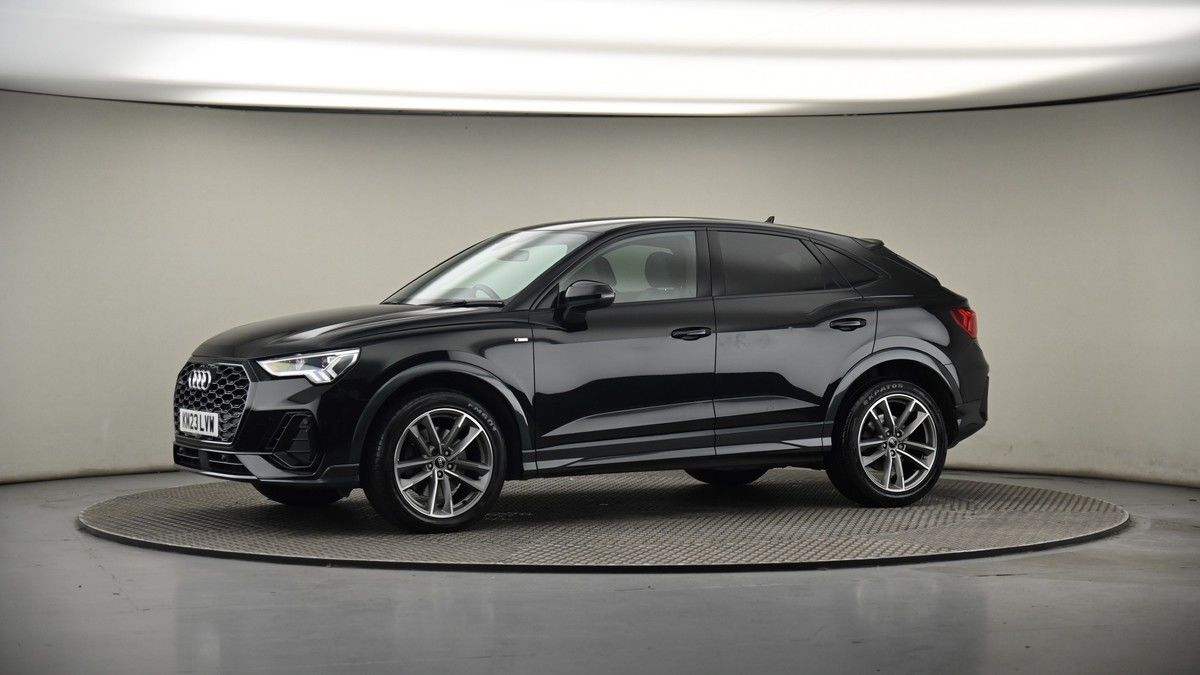 More views of Audi Q3