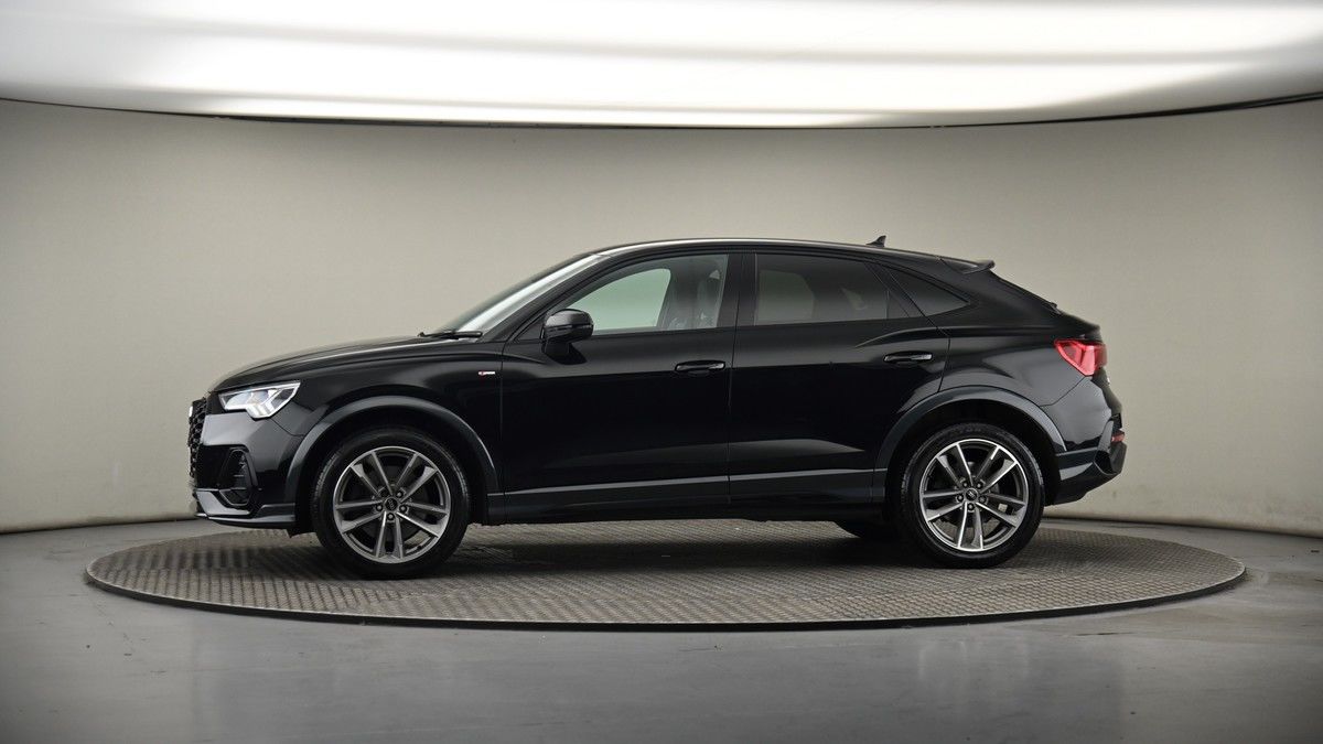 More views of Audi Q3