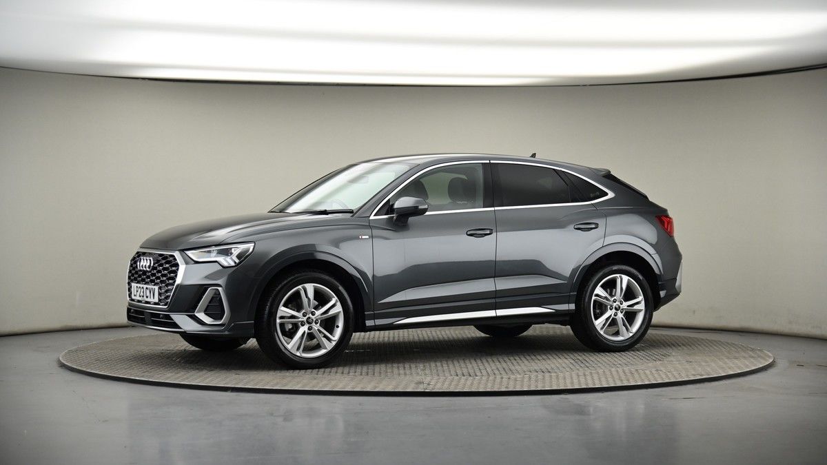 More views of Audi Q3