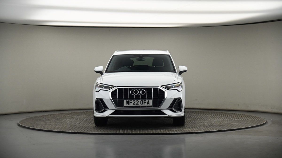 Audi Q3 Image 18