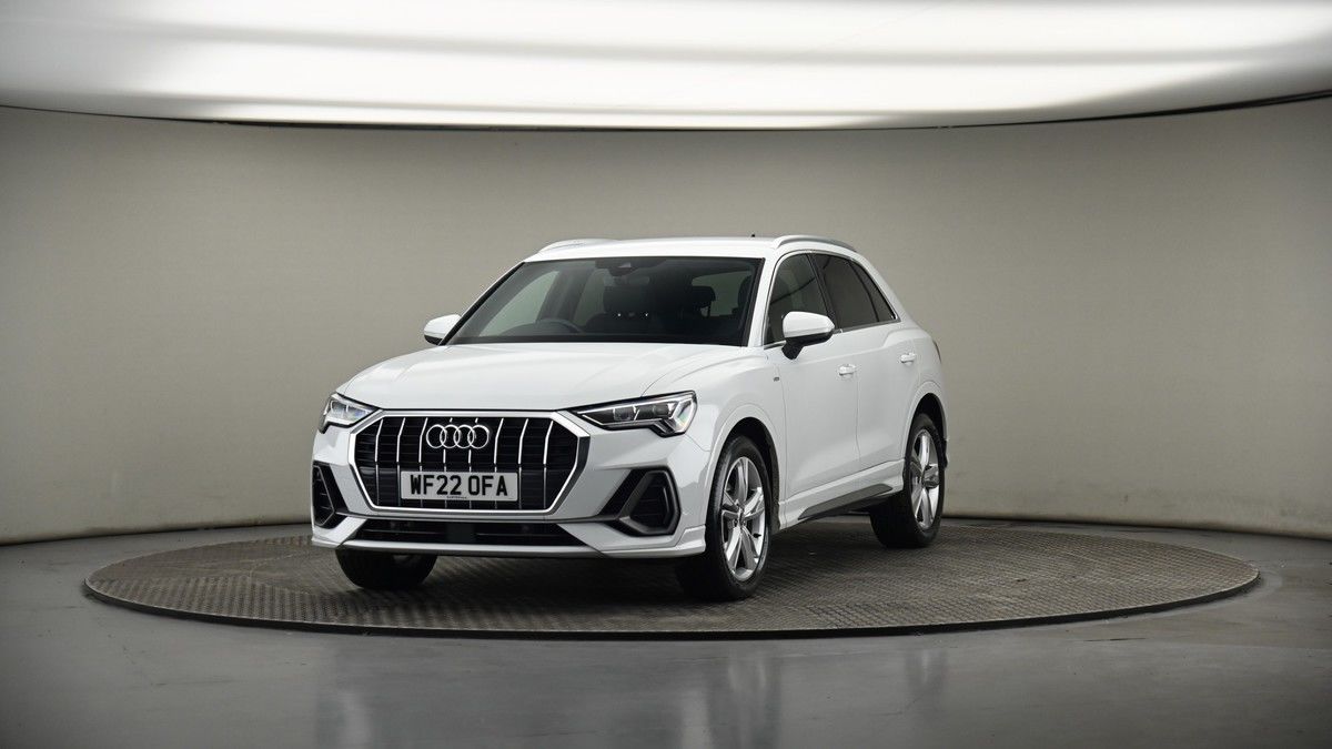More views of Audi Q3