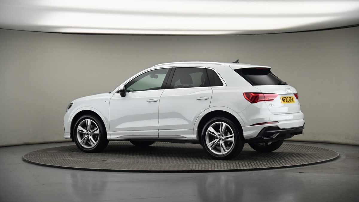 More views of Audi Q3