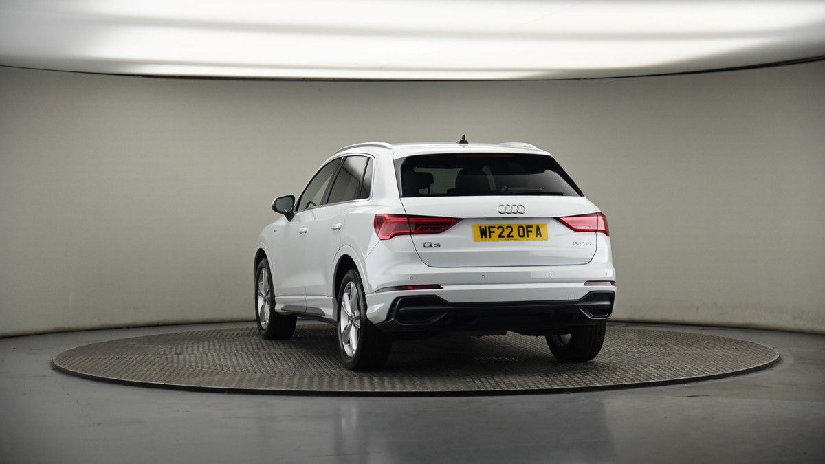 More views of Audi Q3