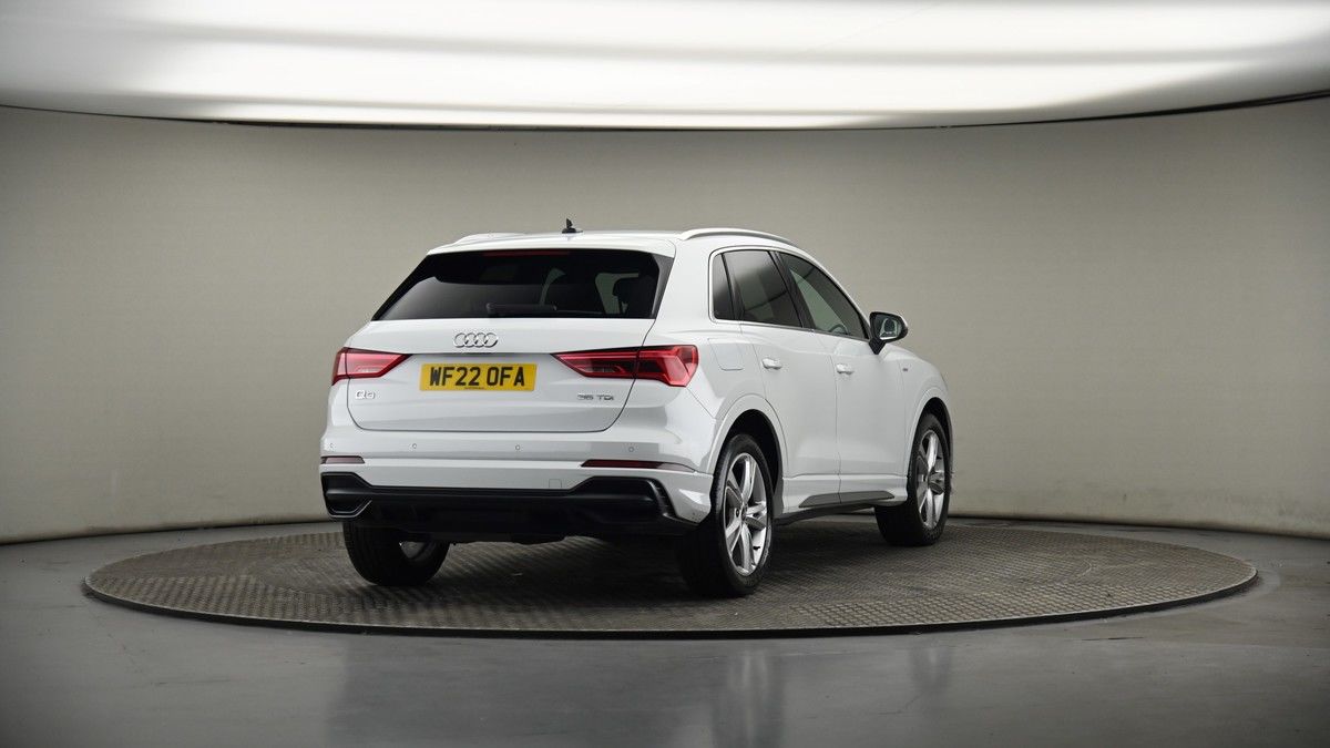 More views of Audi Q3