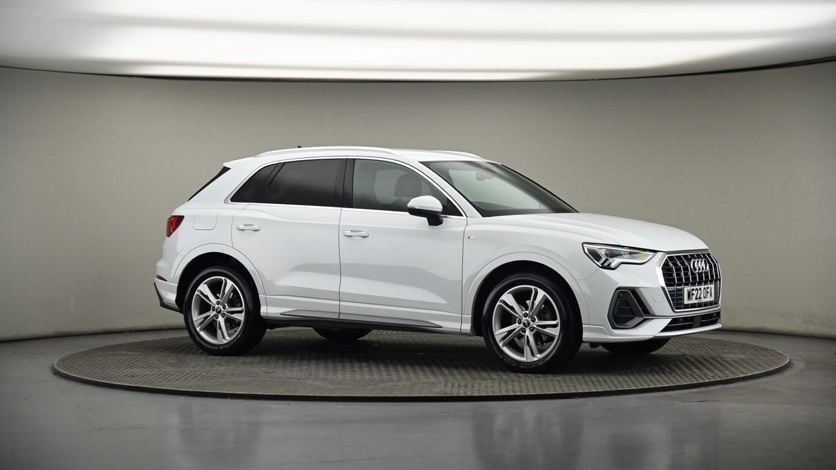 Audi Q3 Image 6