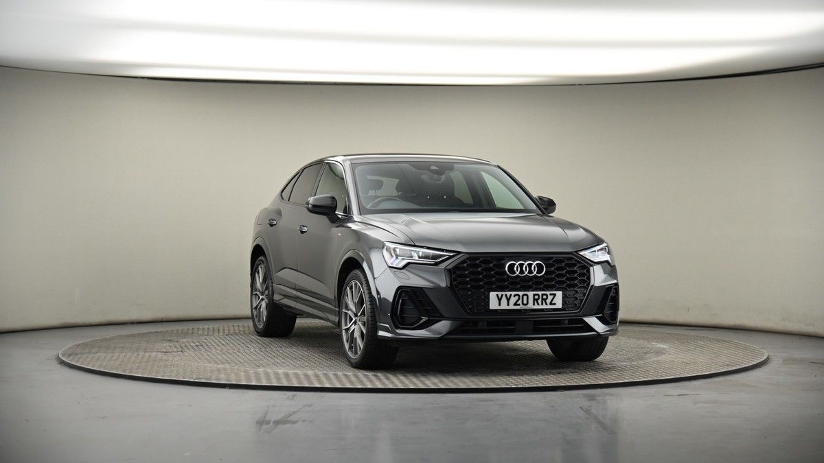 More views of Audi Q3