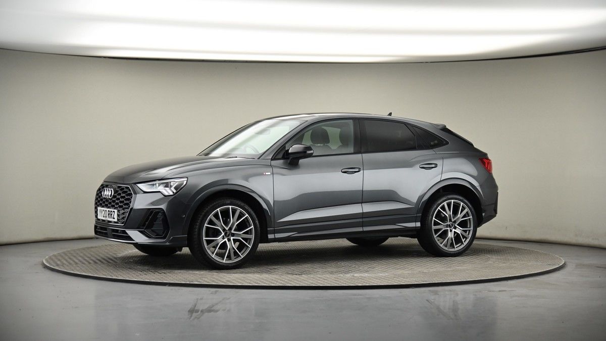 More views of Audi Q3