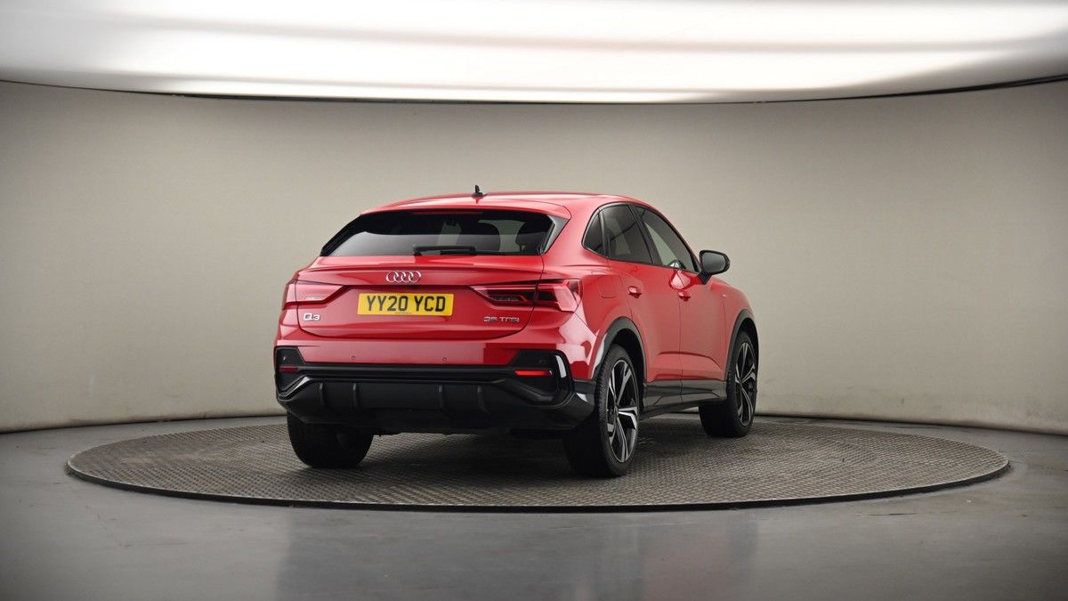 More views of Audi Q3
