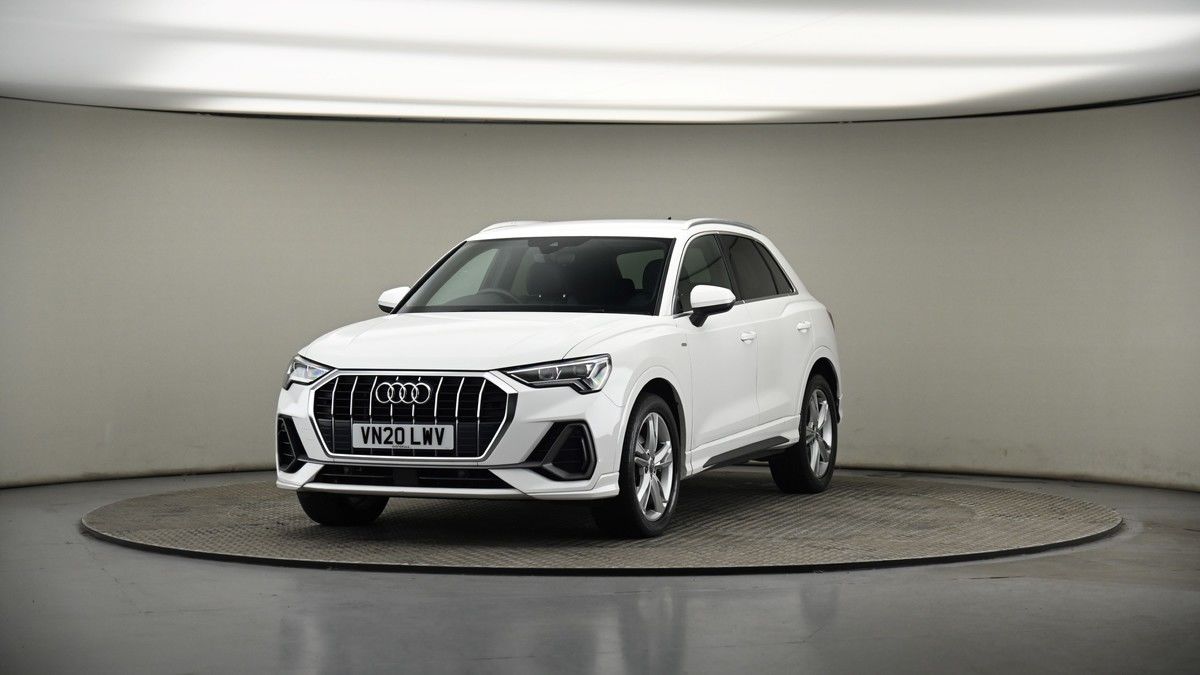 More views of Audi Q3