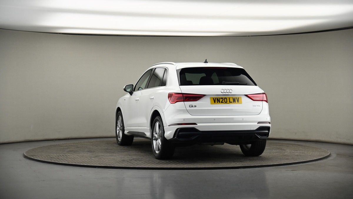 More views of Audi Q3