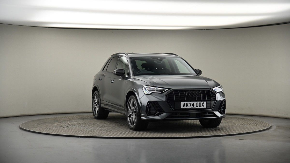 More views of Audi Q3