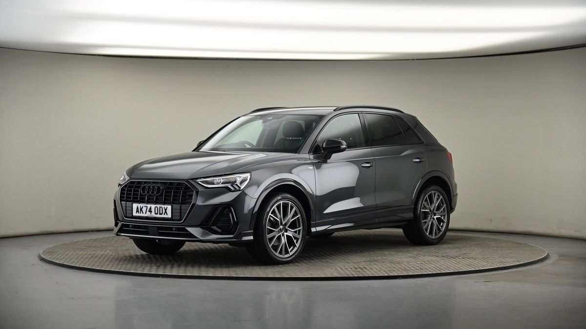More views of Audi Q3
