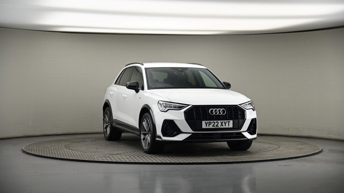 More views of Audi Q3