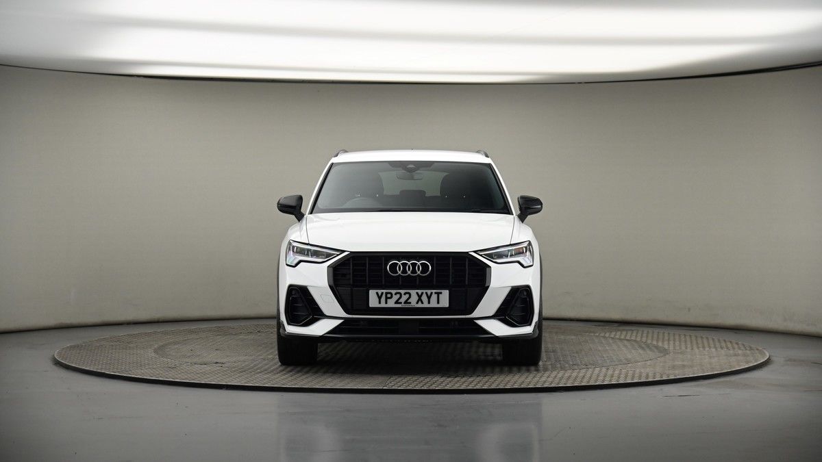 Audi Q3 Image 18
