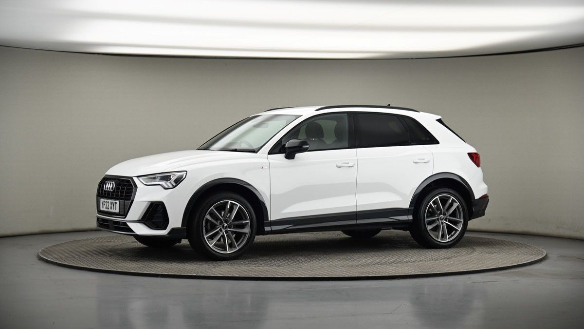 More views of Audi Q3