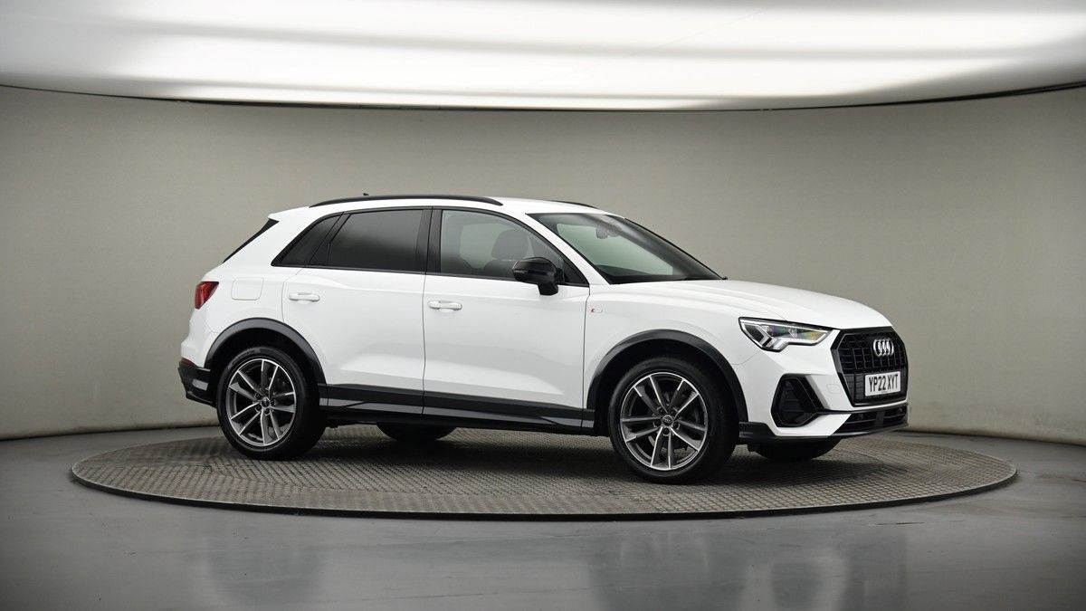 Audi Q3 Image 6