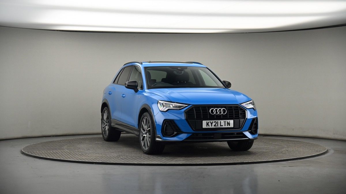 More views of Audi Q3