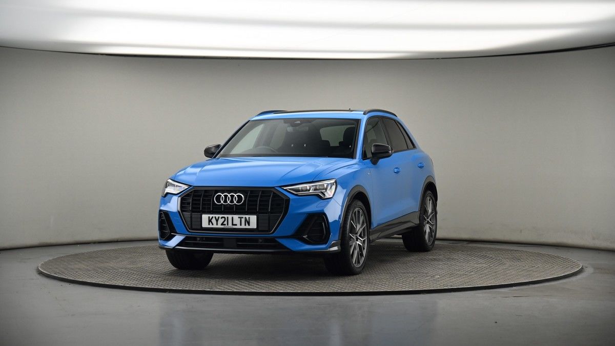 More views of Audi Q3