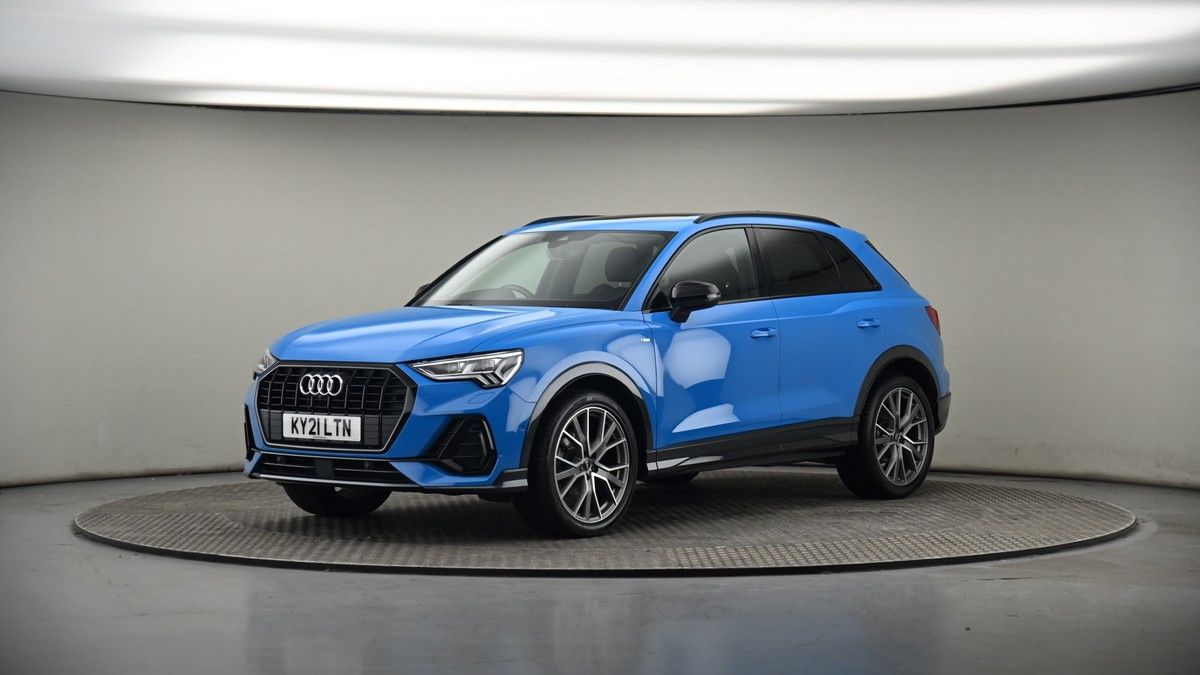 More views of Audi Q3