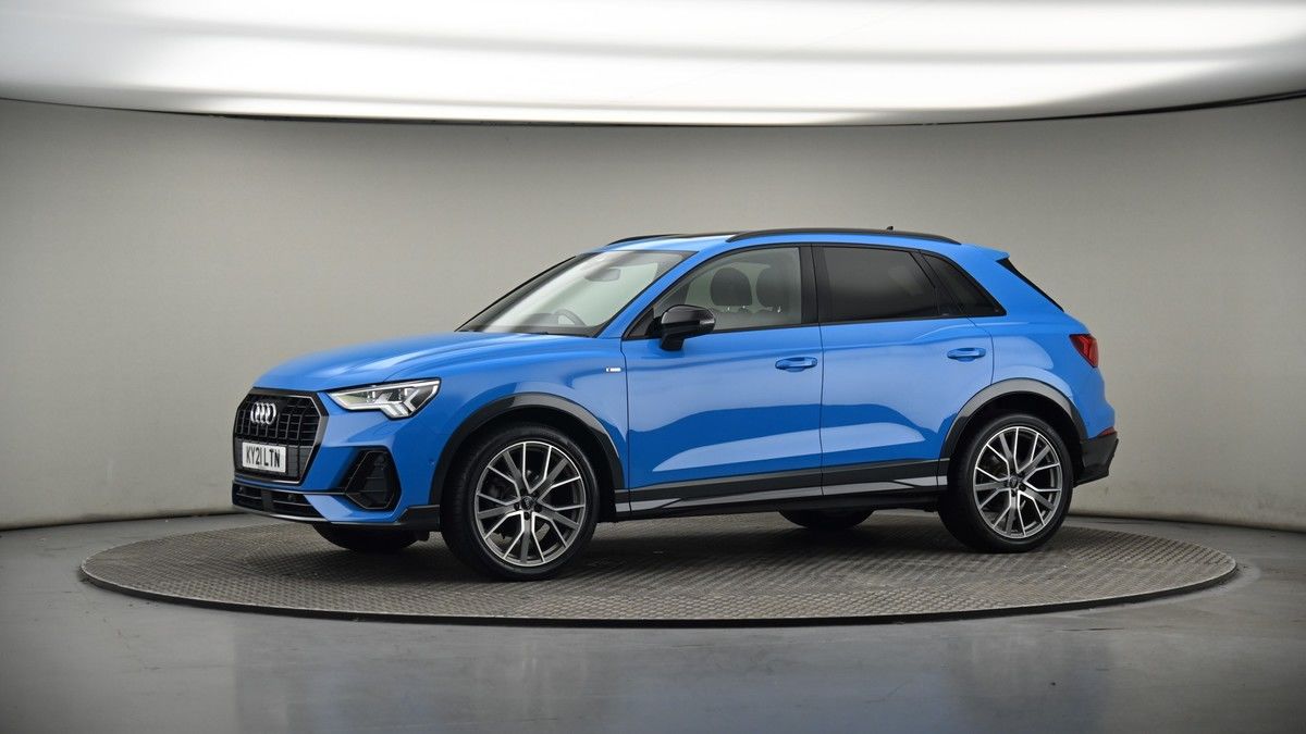More views of Audi Q3