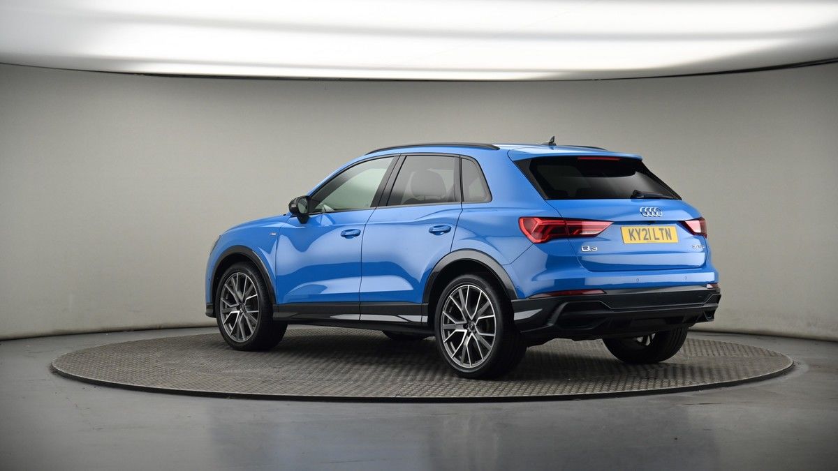 More views of Audi Q3