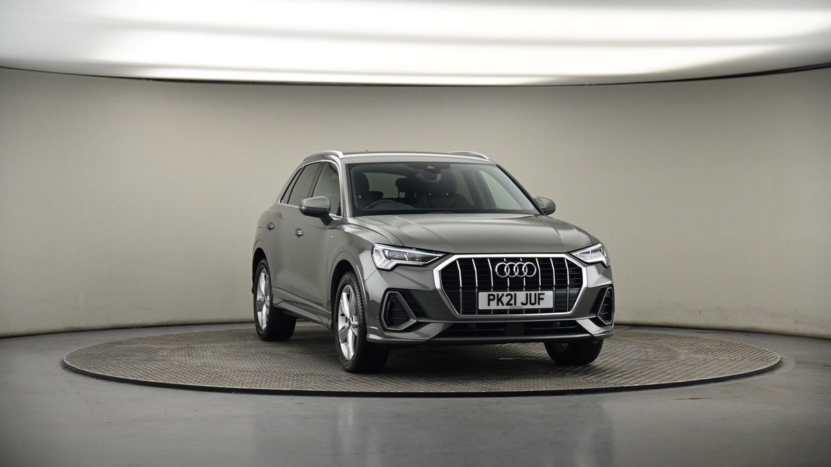 More views of Audi Q3