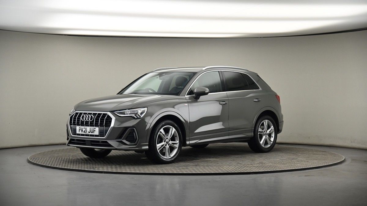More views of Audi Q3