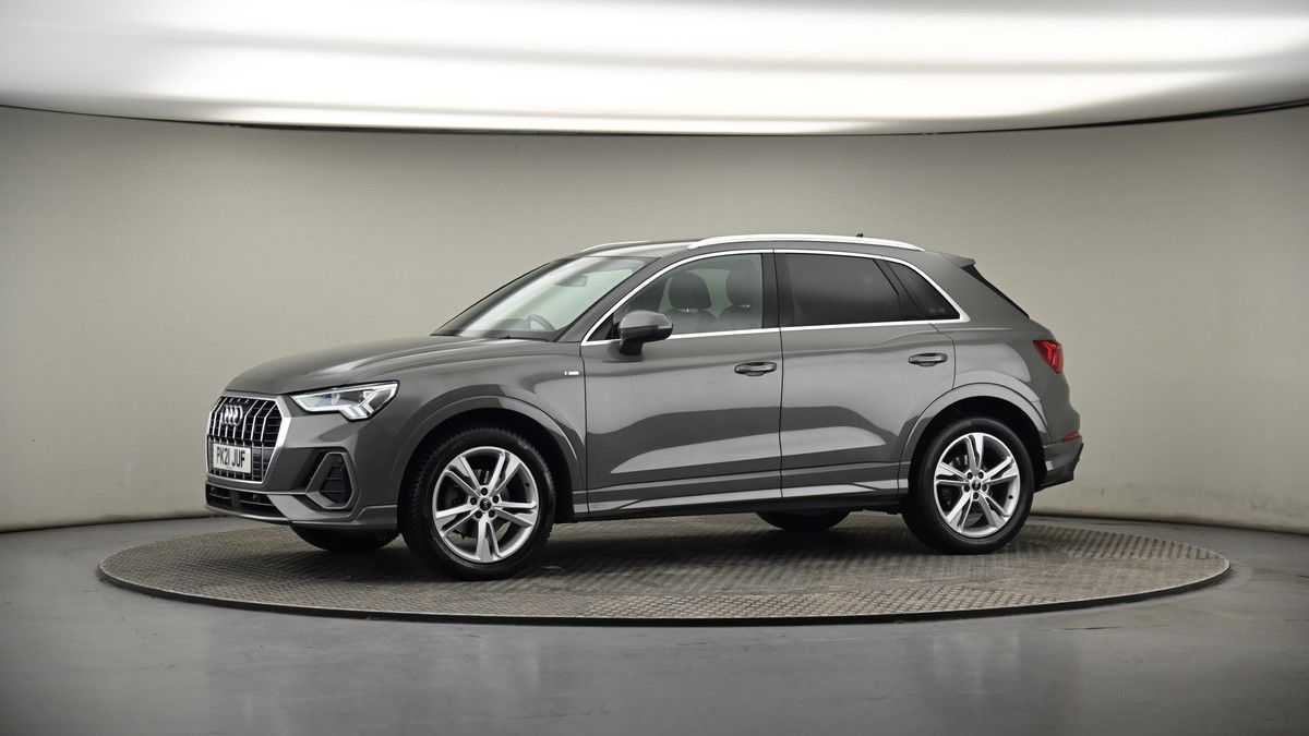 More views of Audi Q3