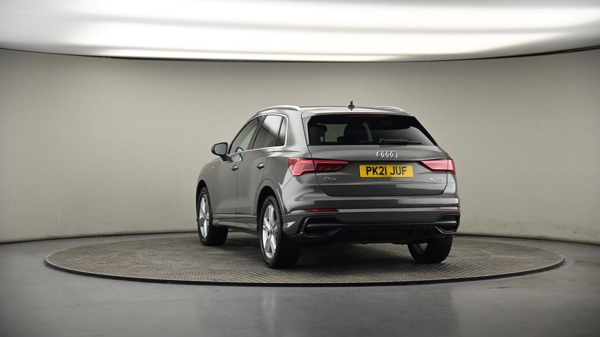 More views of Audi Q3