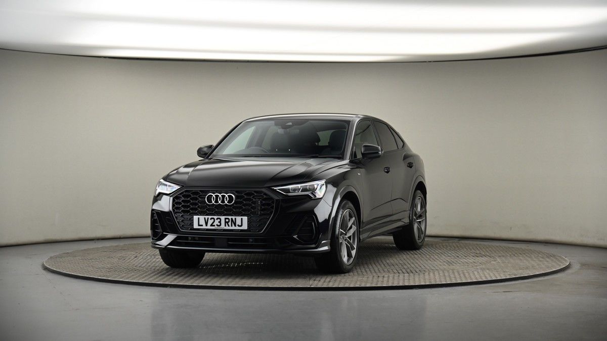 More views of Audi Q3